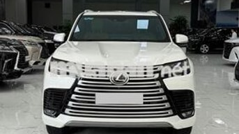 Lexus LX600 Urban 2023 Trắng 7 chỗ Nâu da bò