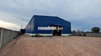 cho thuê kho 800m2 Lê Minh Xuân Bình chánh giá 30 triệu/ tháng