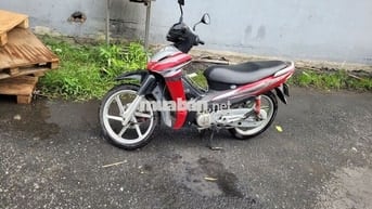 Xe máy màu Đỏ Bạc Đen