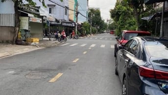 10tr_4x20m Lê Lâm xe container vào_ho thuê nhà Quận Tân Phú 0909724191