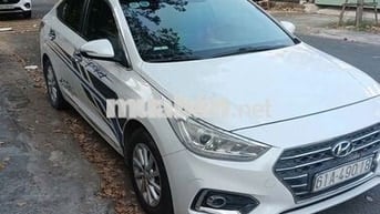 Hyundai Accent 2018 MT Trắng 307000 km