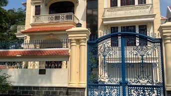 Cho thuê Biệt Thự gần sông , khí hậu mát mẻ 
