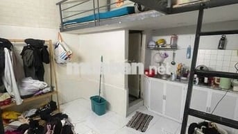 Phòng 1tr8 ở 2177/6 Huỳnh Tấn Phát, ngay kho B, Trường Lâm Văn Bền