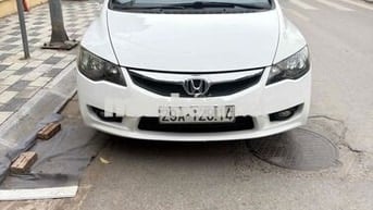 Honda Civic 2011 Số tự động Trắng