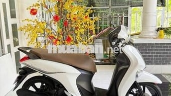 Janus 2022 Trắng Khóa thông minh