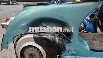 Piaggio Vespa cổ Xanh