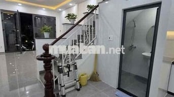 CHO THUÊ GẤP NHÀ MẶT TIỀN HÀN HẢI NGUYÊN 5PN 3WC KINH DOANH ĐĨNH