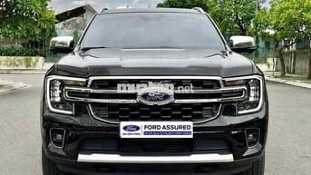 Ford Everest Titanium 4x2 2024 26.000 Km Đen