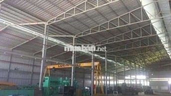 xưởng ngoài KCN ĐỨC HÒA LONG AN DT 6,700m² giá 250tr