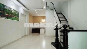 NHÀ GẦN TRƯỜNG CẤP 1..2..3. TRỆT 2 LẦU 3PN 3WC. XE HƠI ĐỖ CỬA