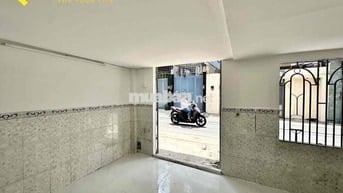 Phòng Trọ 1 Trệt 1 lầu Mặt Tiền Gần IUH - Văn Lang