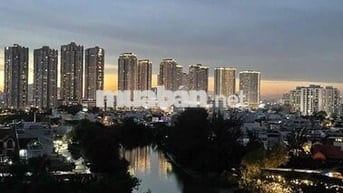 Bán nhanh Sky garden 3, Quận 7, lầu 9, view sông, sẵn hđt 15tr 70.12m