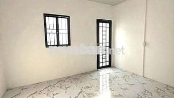 NHÀ NHỎ 2,5X6 CÓ GÁC HẺM C10 PHẠM HÙNG NGAY NGÃ 4 PH- NGUYỄN VĂN LINH