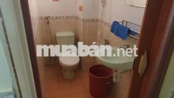 Phòng trọ full nội thất, trung tâm Quận 3, toilet riêng.