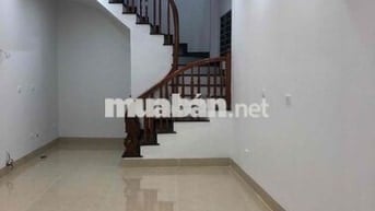 Cho thuê nhà tại ngõ 211 Khương Trung