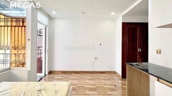 STUDIO BAN CÔNG - TRUNG TÂM Q7 - KẾ LOTTE TDTU RMIT