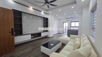 Căn chung cư Tòa A2 - 460 Khương Đình, lô góc, DT 66m2, 2 ngủ.