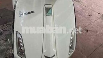 Piaggio Vespa 2016 Trắng, chính chủ 17tr500
