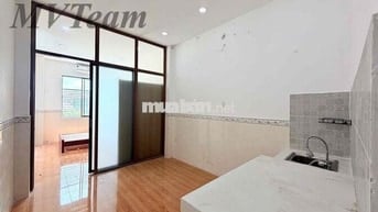 Cho Thuê Căn Hộ 1PN Tách Bếp Cửa Sổ Full Nội Thất Ngay Bờ Kè Hoàng Sa