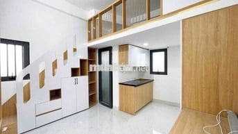 Phòng Gác Rộng Thoáng, Sát Bên Văn Lang, Ở Được 3 Người