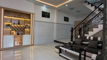 PHẠM THẾ HIỂN P5 QUẬN 8, DT 55M2 2 TẦNG MỚI Ở NGAY.CHỈ 5 TỶ HƠN XÍU