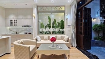 134 CHO THUÊ NHÀ ĐẸP 3 TẦNG 250M² CÓ BỒN TẮM LỘ THIÊN