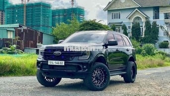 Ford Everest 2024 Đen
