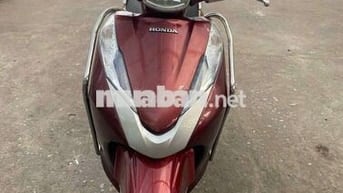 Lead 125 đỏ đầu chưa mở còn dán keo 9 chủ q3
