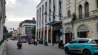 Siêu Phẩm nhà mặt phố Tràng Tiền, Hoàn Kiếm 180m x 3 tầng