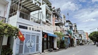 NHỈNH 8 TỶ - MẶT TIỀN KINH DOANH 4X18M CẠNH ĐẦM SEN, TÔ HIỆU