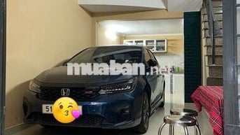 Cho thuê nhà 2pn hẻm xe hơi đường Bờ Bao Tân Thắng, Quận Tân Phú