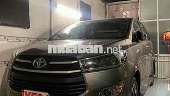 Toyota Innova 2019 Số sàn 7 chỗ Xám