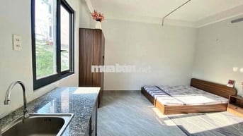 CHO THUÊ CĂN HỘ FULL NT Phường Hoà Hưng quận 10 gần vòng xoay dân chủ