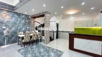 nhà nc lê văn sỹ trần quang diệu gần chợ lê văn sỹ h3g nhà mới 
