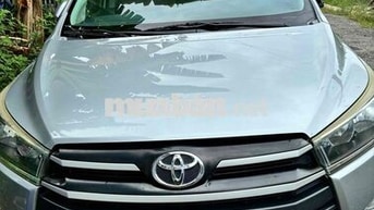 Toyota Innova 2.0E 2018 Bạc 8 chỗ