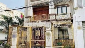 Cho thuê biệt thự đối diện công viên đg số 30 full nội thất giá. 50tr