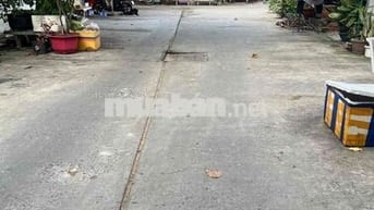 Nhà sổ hổng riêng giá rẻ khu vực bình Tân Bà Hôm hẻm xe hơi thông