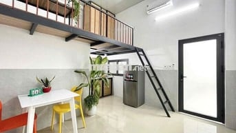 GẦN NTT , cửa sổ trời , DIỆN TÍCH LỚN , thoáng sáng , đủ nội thất như