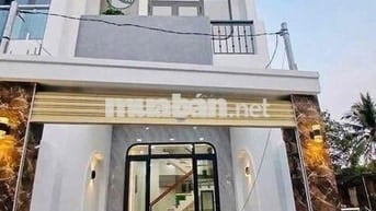 BÁN NHÀ TRUNG TÂM GẦN VÒNG XOAY HIỆP THÀNH 3