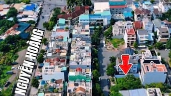 Bán lô đất mặt tiền Bùi Tá Hán, Thủ Đức, 20x20m, xây được hầm + 3 tầng