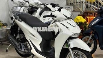 Honda SH 125 2026 Mẫu Mới.odd 400 km như Head
