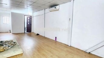 Cho thuê nhà Tô Hiến Thành - 2 tầng - 3.8m x 12m - Chỉ 8tr