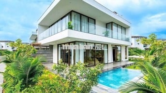 CK nhanh 9 tỷ cho căn Villa 5PN sát biển VT, sẵn HĐ thuê 150tr/tháng