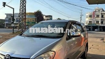 Toyota Innova 2009 Số sàn Bạc 7 chỗ