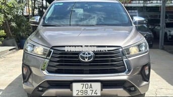 Toyota Innova 2.0G AT 2021 Nâu 87,000km