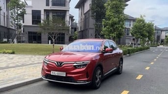 VinFast VF8 Eco AWD 2022 - nhà đi 6van