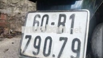 Piaggio Vespa Xanh đậm 60-B1 790.79