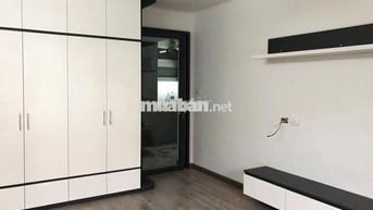 Nhà 60m tầng 3 nhà E9 Phương Mai