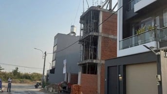Bán đất nền đường Bưng Ông Thoàn quận 9, sổ đỏ, 3 mặt tiền. Vị trí đẹp