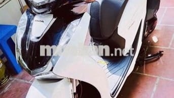 Honda SH 160 4000km Trắng